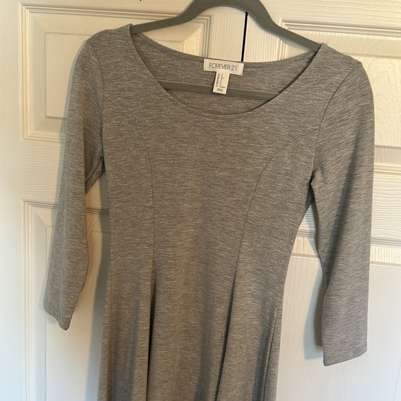 Forever 21 Light Grey Dress - Picture 3 of 5